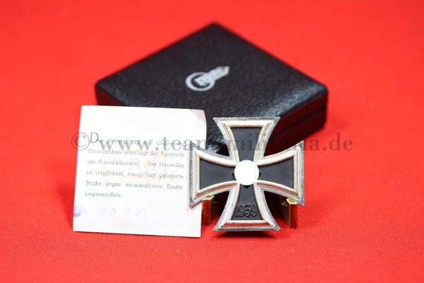 Eisernes Kreuz 1Klasse (Mint) im frühen LDO Etui mit Zettel