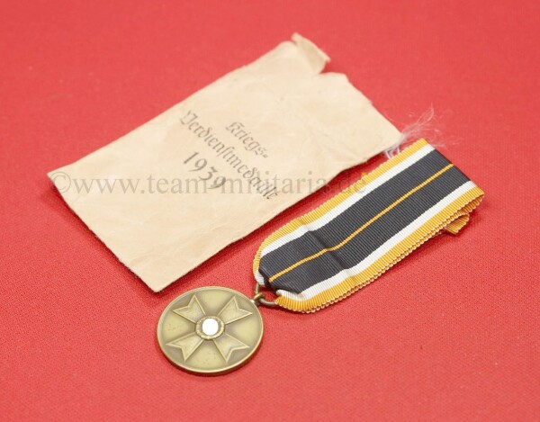 Medaille zum Kriegsverdienstkreuz mit Tüte - SELTEN