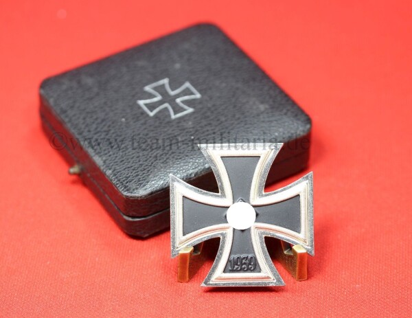 Eisernes Kreuz 1.Klasse im Etui - STONE MINT CONDITION