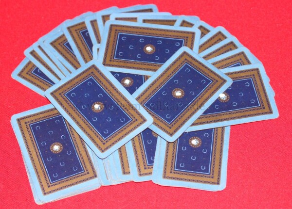 Spielkarten mit Hakenkreuz - Kartenspiel Skat