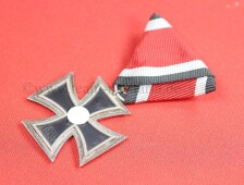 Eisernes Kreuz 2.Klasse 1939 am Dreiecksband...