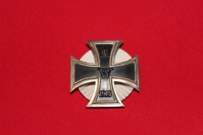 Eisernes Kreuz 1.Klasse 1914 an Sternschraube