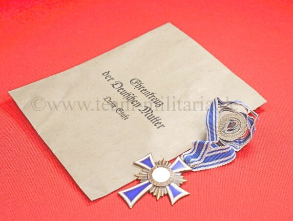 Mutterkreuz mit Bronze im Verleihungstüte - MINT CONDITION