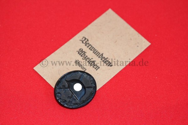 Verwundetenabzeichen in Schwarz in Tüte -  Mint Condition