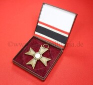 Kriegsverdienstkreuz 2.Klasse ohne Schwerter im LDO Etui...