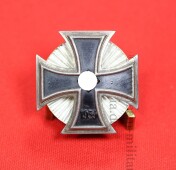 Eisernes Kreuz 1.Klasse an Sternschraube Schinkelversion...