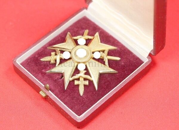 Spanienkreuz mit Schwertern in Gold im roten Etui - SEHR SELTEN