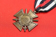 Ehrenkreuz f&uuml;r Frontk&auml;mpfer des Weltkrieges...