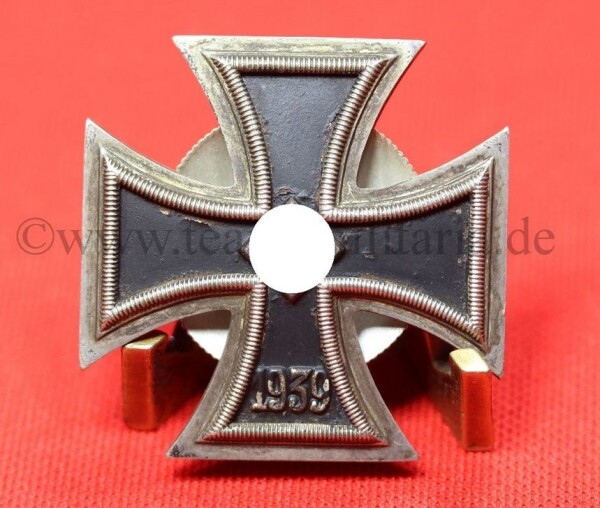 Eiserne Kreuz 1.Klasse 1939 mit Rädelschraube - EXTREM SELTEN