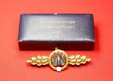 Frontflugspange Gold f&uuml;r Kampfflieger Bomber im Etui...