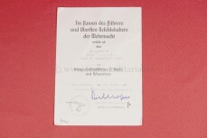 Verleihungsurkunde Kriegsverdienstkreuz 2.Klasse mit...