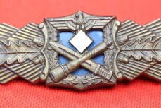 Nahkampfspange Bronze mit blauer Platte - TOP CONDITION
