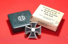 Eisernes Kreuz 1.Klasse 1939 im gr&uuml;nen Etui+Umkarton...