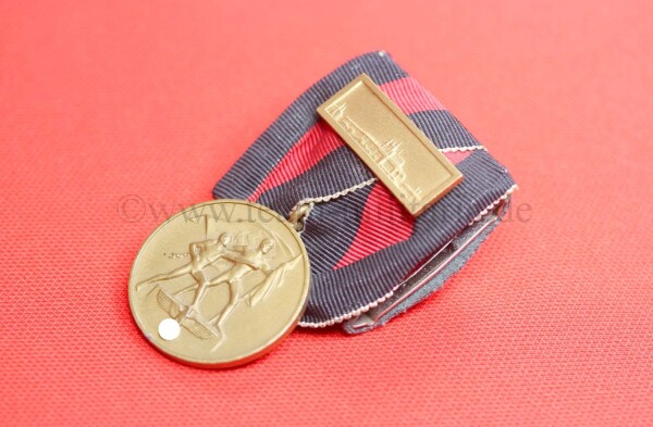 Medaille 1.Oktober Sudetenland mit Prager Burg