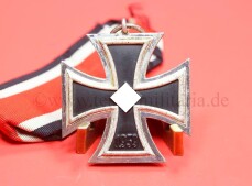 Eisernes Kreuz 2.Klasse 1939 mit Band - NEAR MINT CONDITION