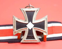 Eisernes Kreuz 2.Klasse 1939 mit Band - NEAR MINT CONDITION