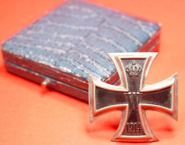 Eisernes Kreuz 1.Klasse 1914 im seltenen Etui (Silber 800 mit Hersteller 5)