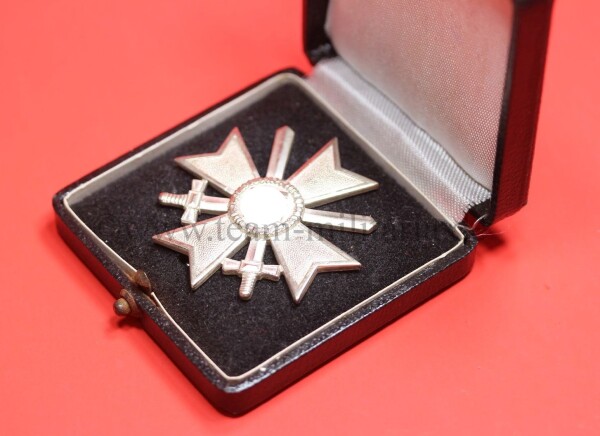 Kriegsverdienstkreuz 1.Klasse 1939 im Etui