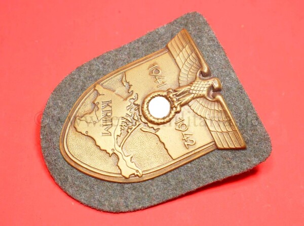 Krimschild 1941 - 1942 mit Gegenplatte und Papier 