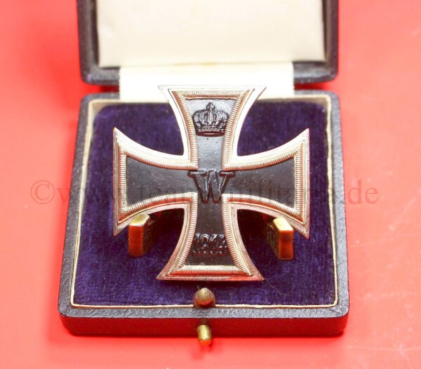 Eisernes Kreuz 1.Klasse 1914 im Etui - TOP STÜCK