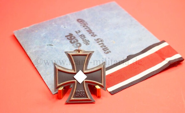 Eisernes Kreuz 2.Klasse in Tüte mit Band