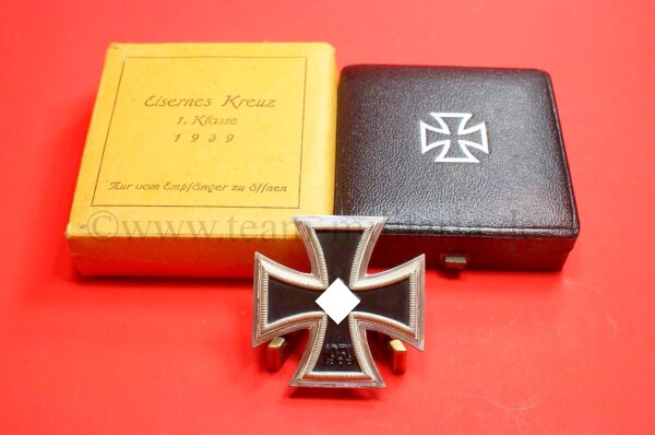 Eisernes Kreuz 1.Klasse 1939 im Umkarton - MINT CONDITION