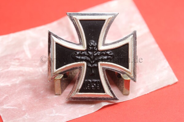 sehr frühes Eisernes Kreuz 1.Klasse 1939 als 1957 Version - MINT CONDITION