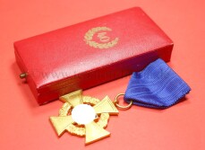 Treudienst-Ehrenzeichen in Gold f&uuml;r 40 Jahre