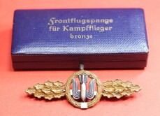 Frontflugspange f&uuml;r Kampfflieger in Bronze im Etui