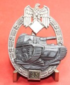 Panzerkampfabzeichen in Silber mit Einsatzzahl 25