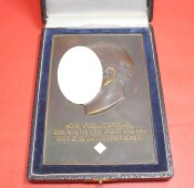 Erinnerungsplakette aus Bronze Adolf Hitler im Etui - SELTEN
