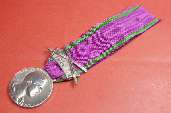 Medaille des Sächsisch Ernestinischen Hausordens mit Schwerterspange 1914/6