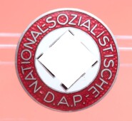 NSDAP Parteiabzeichen Mitgliedsabzeichen -MINT CONDITION...