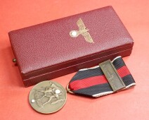 Medaille 1.Oktober Sudetenland mit Prager Burg - TOP SET