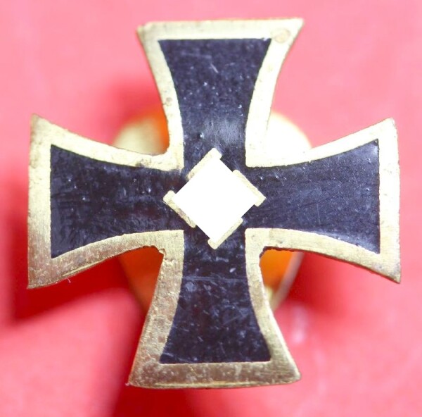 Miniatur Eisernes Kreuz1.Klasse 1939 Knopflochversion - spanische Version blaue Division - EXTREM SELTEN