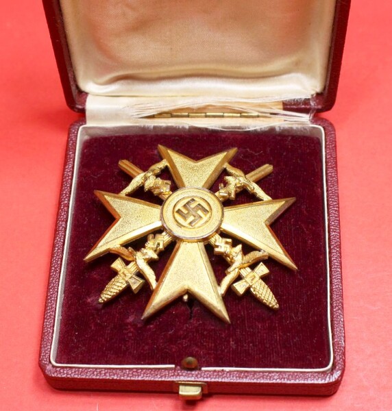 Spanienkreuz mit Schwertern in Gold im roten Etui - SEHR SELTEN