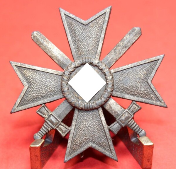 Kriegsverdienstkreuz 1.Klasse 1939 mit Schwertern LDO L/13 Meybauer  - SELTEN