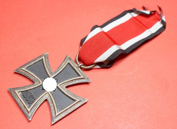 Eisernes Kreuz 2.Klasse 1939 am Band (65iger)