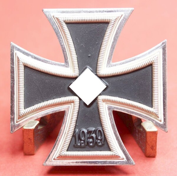 Eisernes Kreuz 1.Klasse 1939 - STONE  MINT CONDITION
