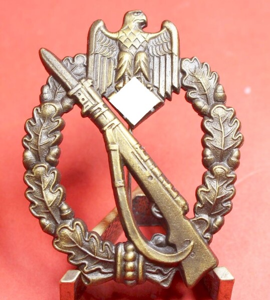 Infanteriesturmabzeichen in Bronze - STONE MINT CONDITION