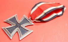 Eisernes Kreuz 2.Klasse 1939 mit Band mit Hersteller
