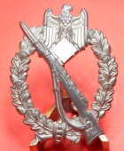 Infanteriesturmabzeichen in Silber (halbhohl)