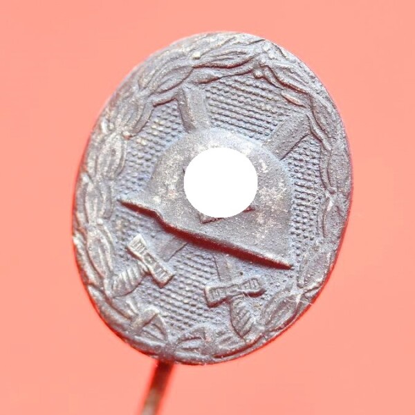 Miniatur zum Verwundetenabzeichen in Silber