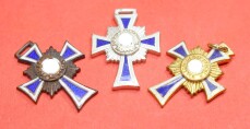 3 x Miniatur Mutterkreuz Gold, Silber und Bronze (LDO...