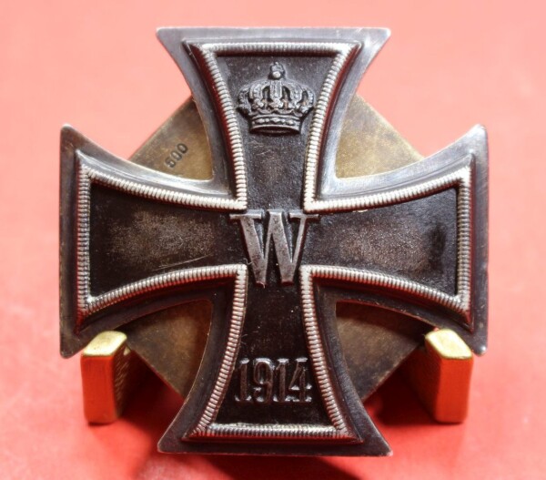 frühes Eisernes Kreuz 1.Klasse 1914 mit Kreuzschraube (Variant!)