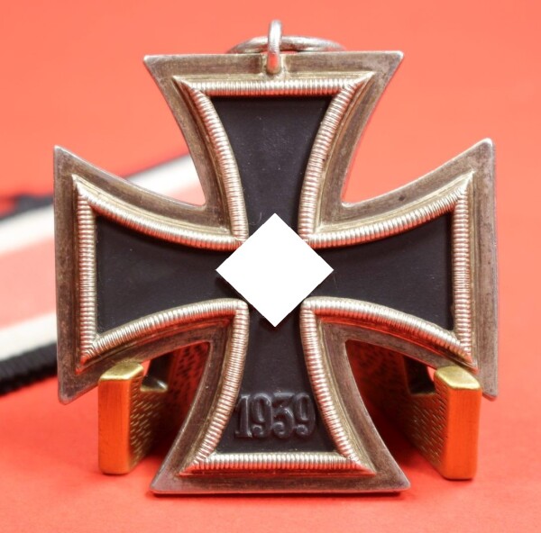 Eisernes Kreuz 2.Klasse 1939 mit Band - SELTEN ( Hersteller 24 mit Eichel)