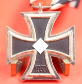 Eisernes Kreuz 2.Klasse 1939 mit Band - TOP CONDITION