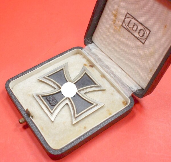 Eisernes Kreuz 1.Klasse 1939 (L/13) im LDO Etui