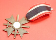 Kriegsverdienstkreuz 2. Klasse 1939 mit Schwertern am Band