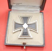 Eisernes Kreuz 1.Klasse 1939 im Etui (7) - TOP SET